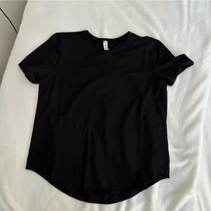 Lululemon t shirt